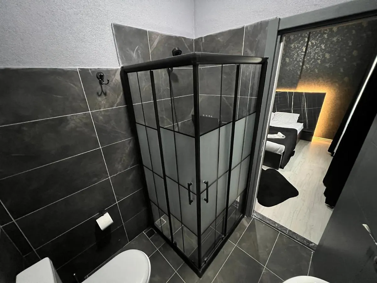 Apart Otel Lions Suit Hotel İstanbul